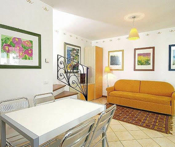 Residence I Giardini Del Conero ปอร์โตเรกานาติ ภายนอก รูปภาพ